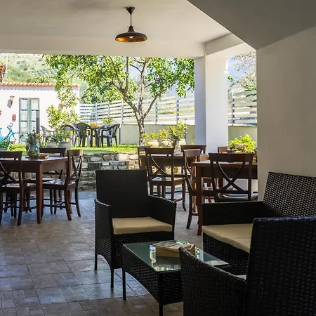 Farm stay Il Madrigale - *